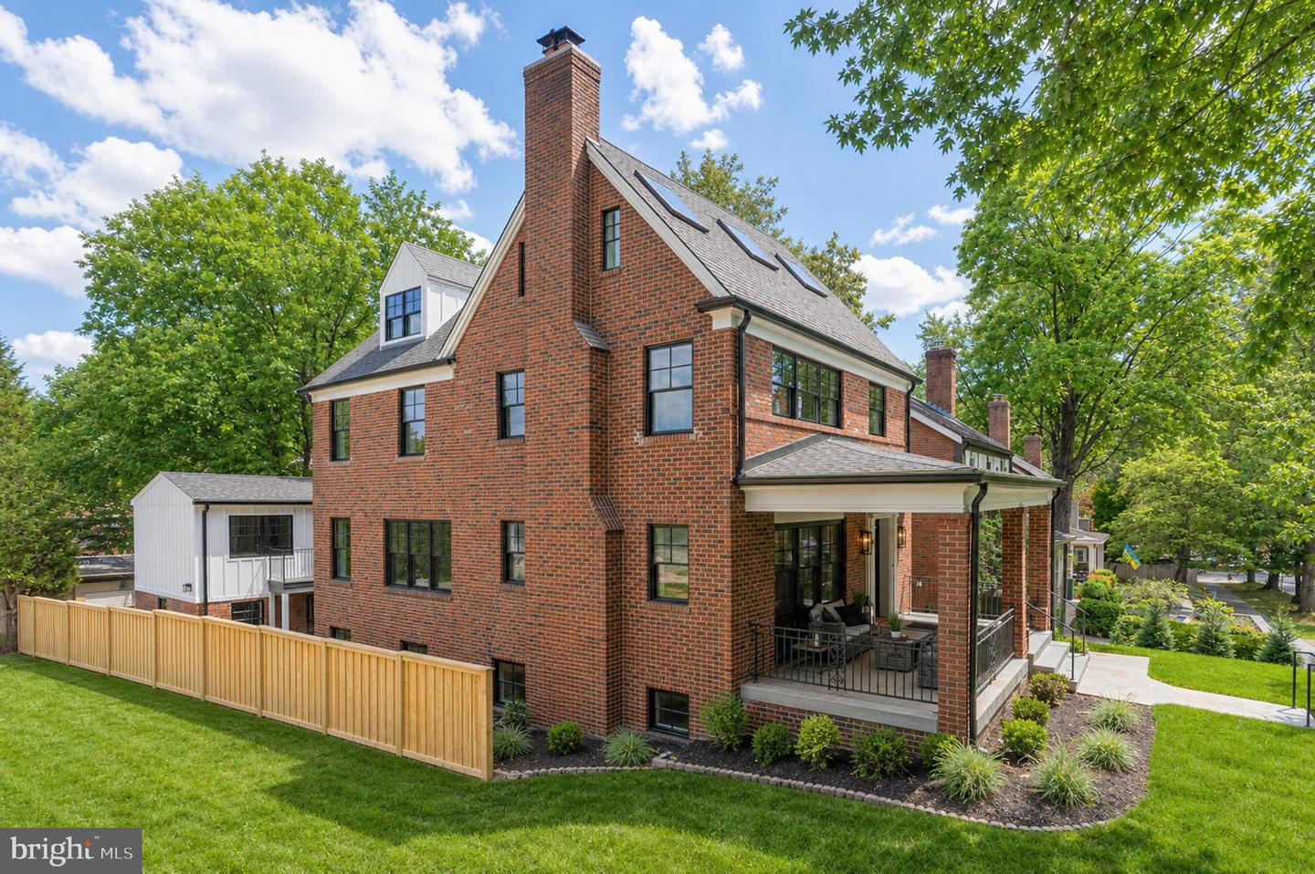 2619 Wisconsin Avenue NW, Washington