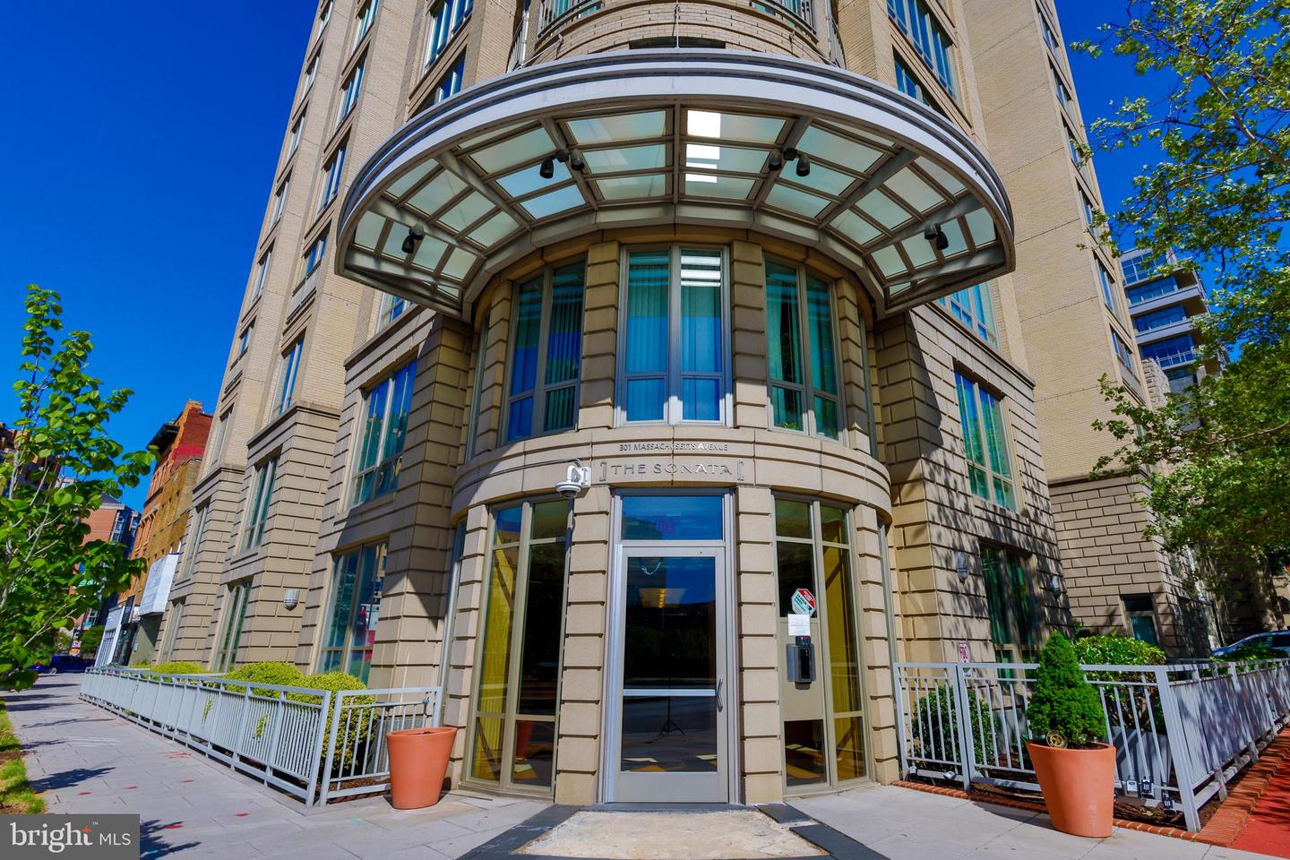 301 Massachusetts Avenue NW #204