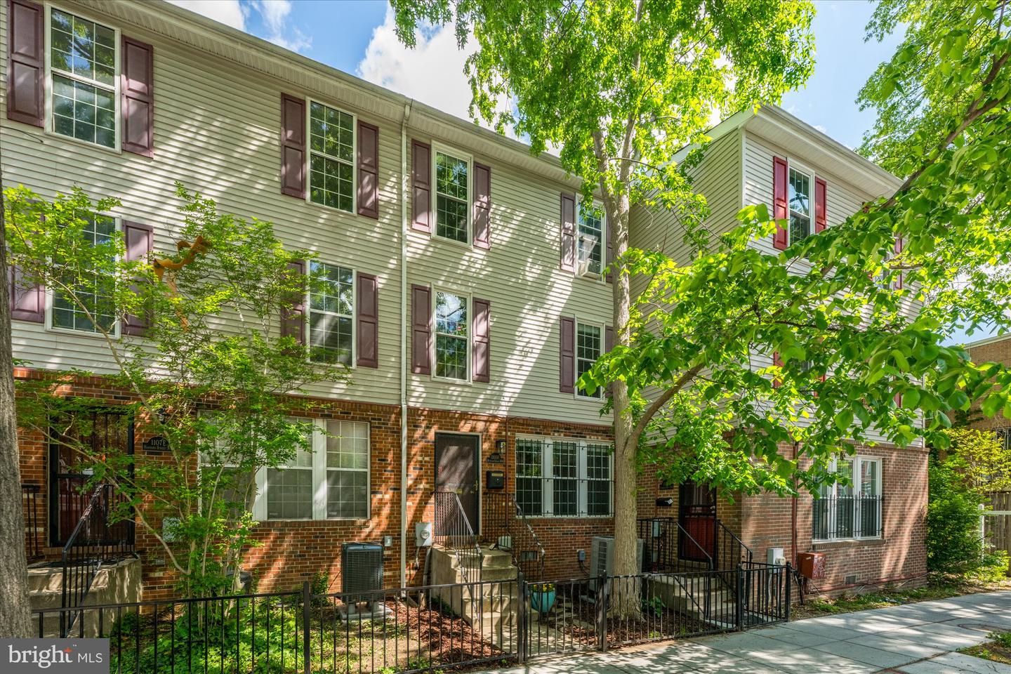 1105 Harvard Street NW #f