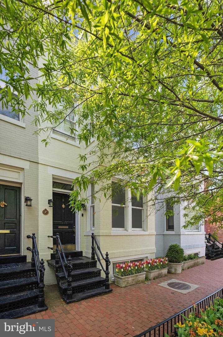 3408 Dent Place NW, Washington