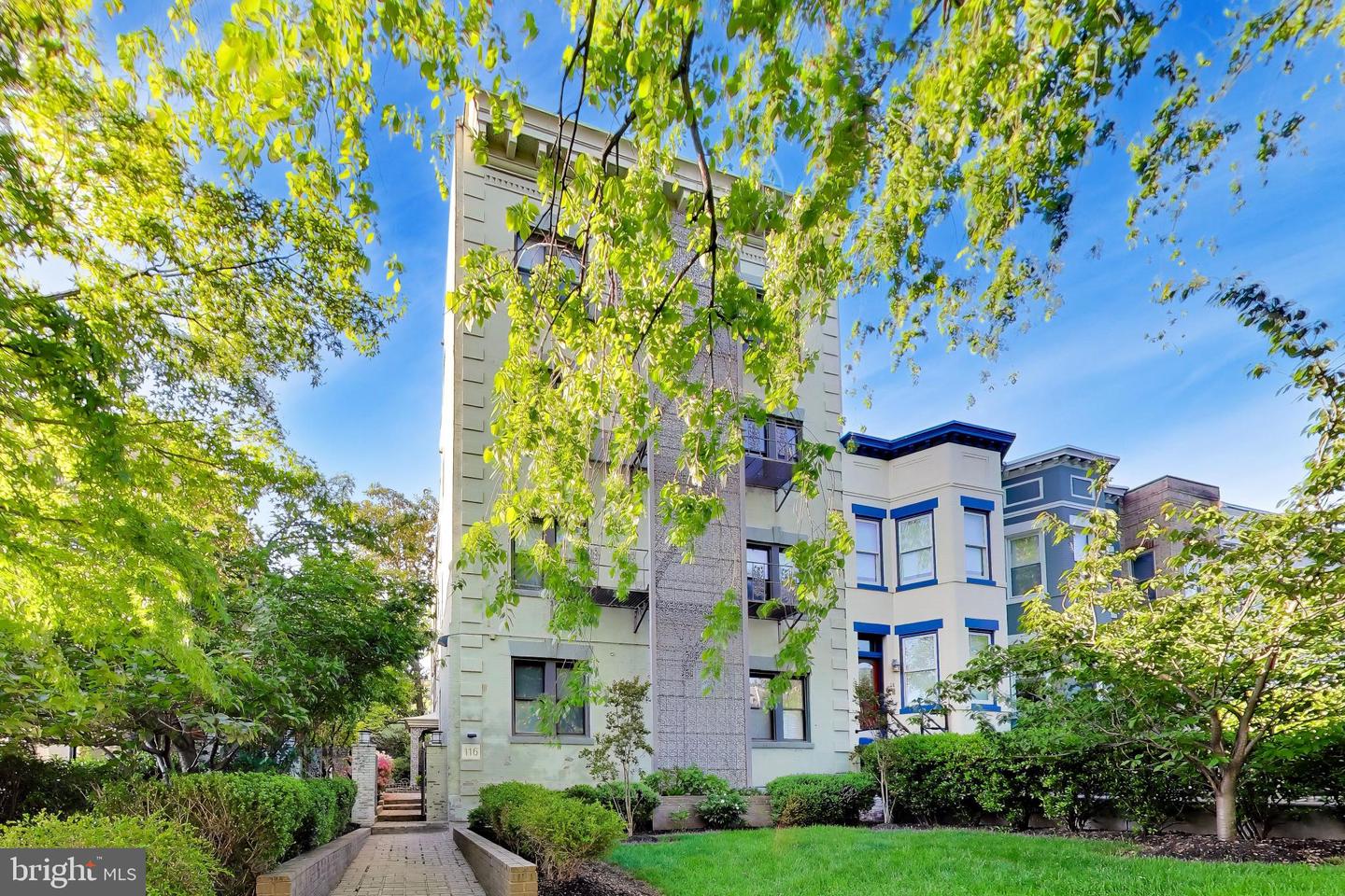 116 N Carolina Avenue SE #204