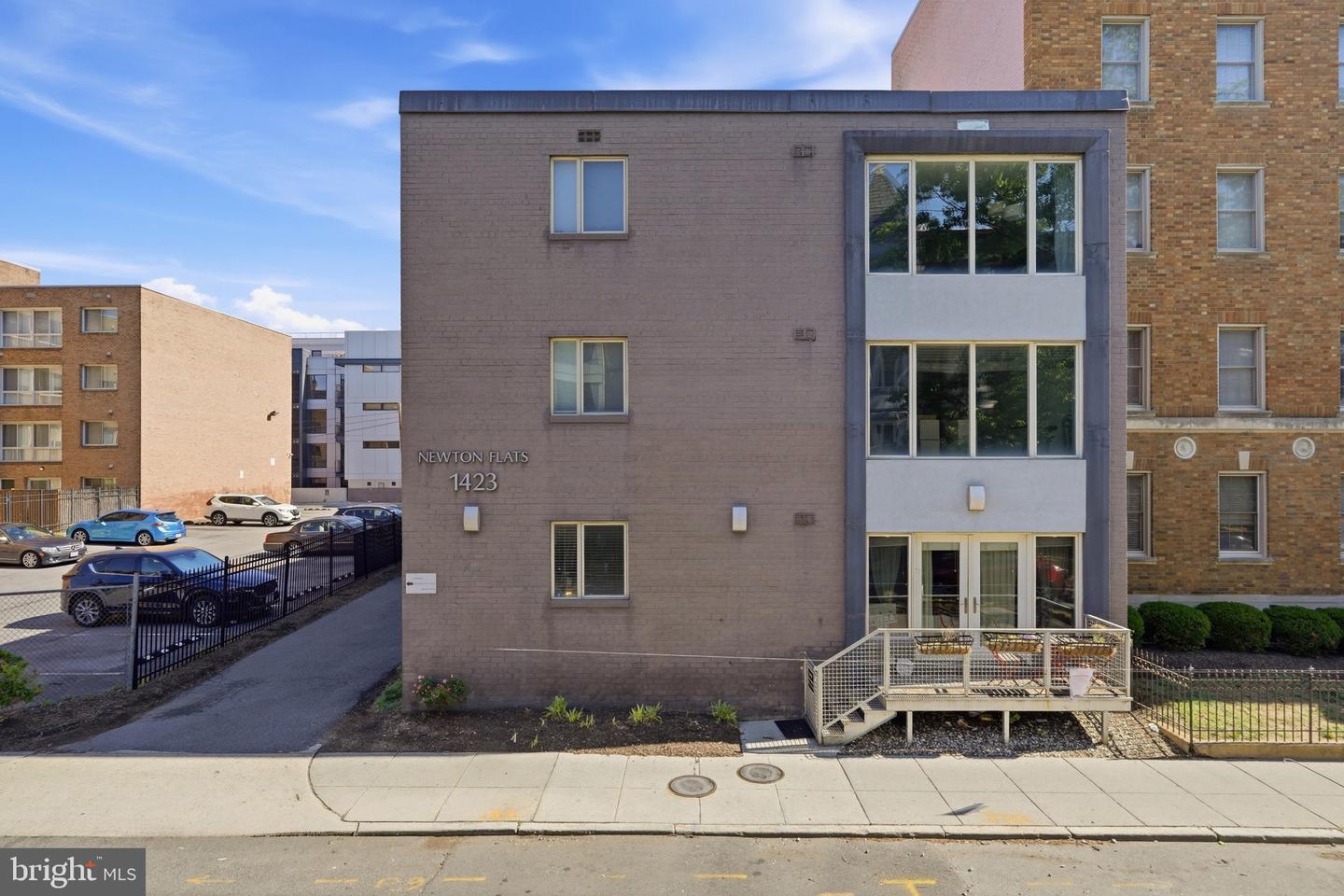 1423 Newton Street NW #104