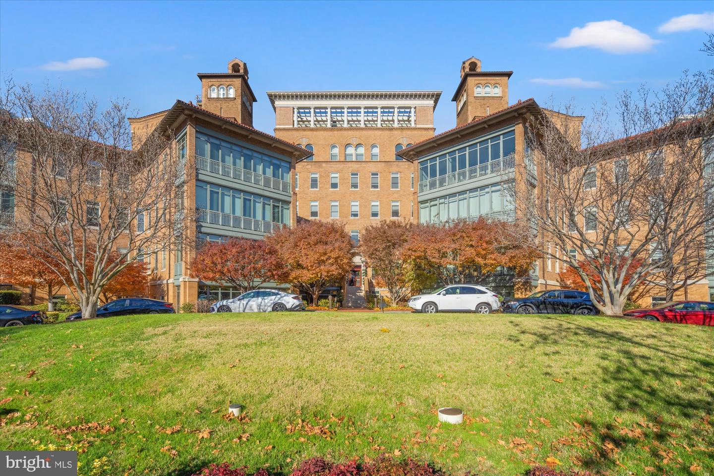 2425 L Street NW #324