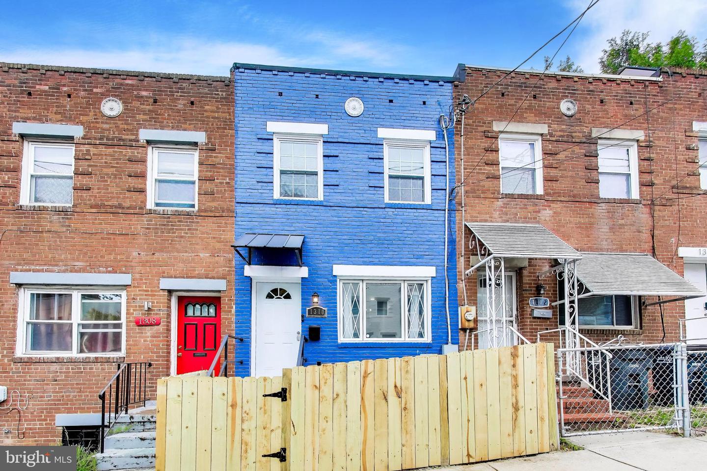 1310 Dexter Terrace SE