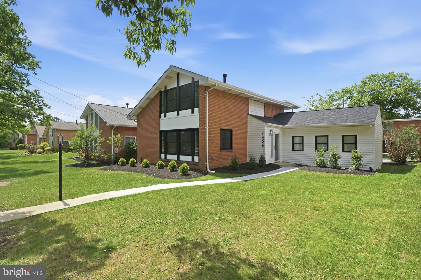 7456 7th Street NW, Washington