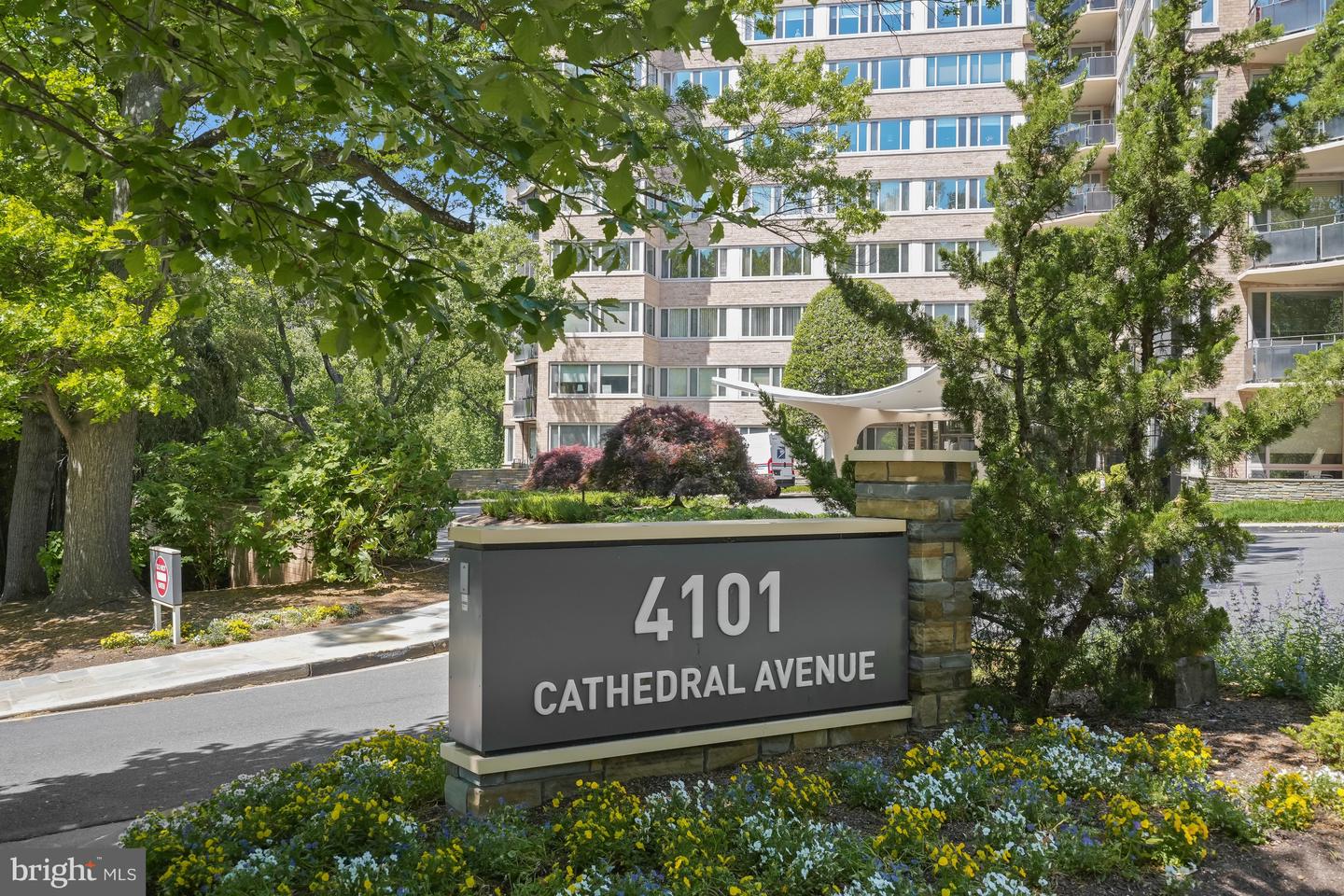 4101 Cathedral Avenue NW #504