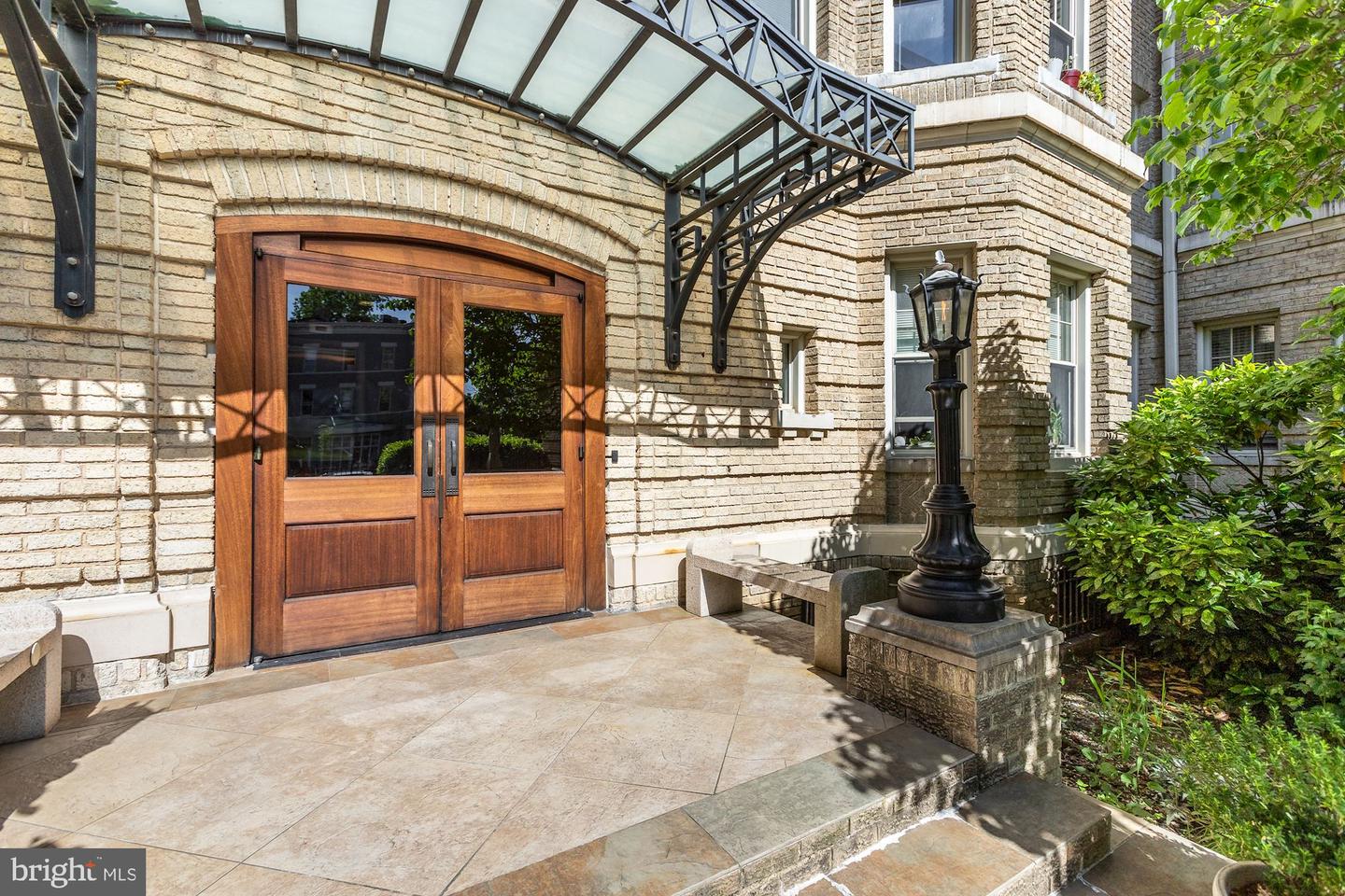 3220 17th Street NW #205