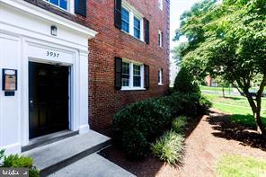 3937 Pennsylvania Avenue SE #102