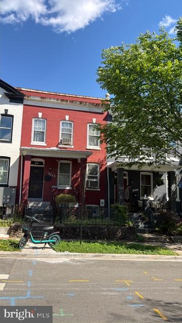 1213 Orren Street NE