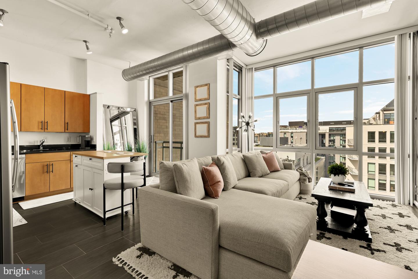 811 4th Street NW #1214