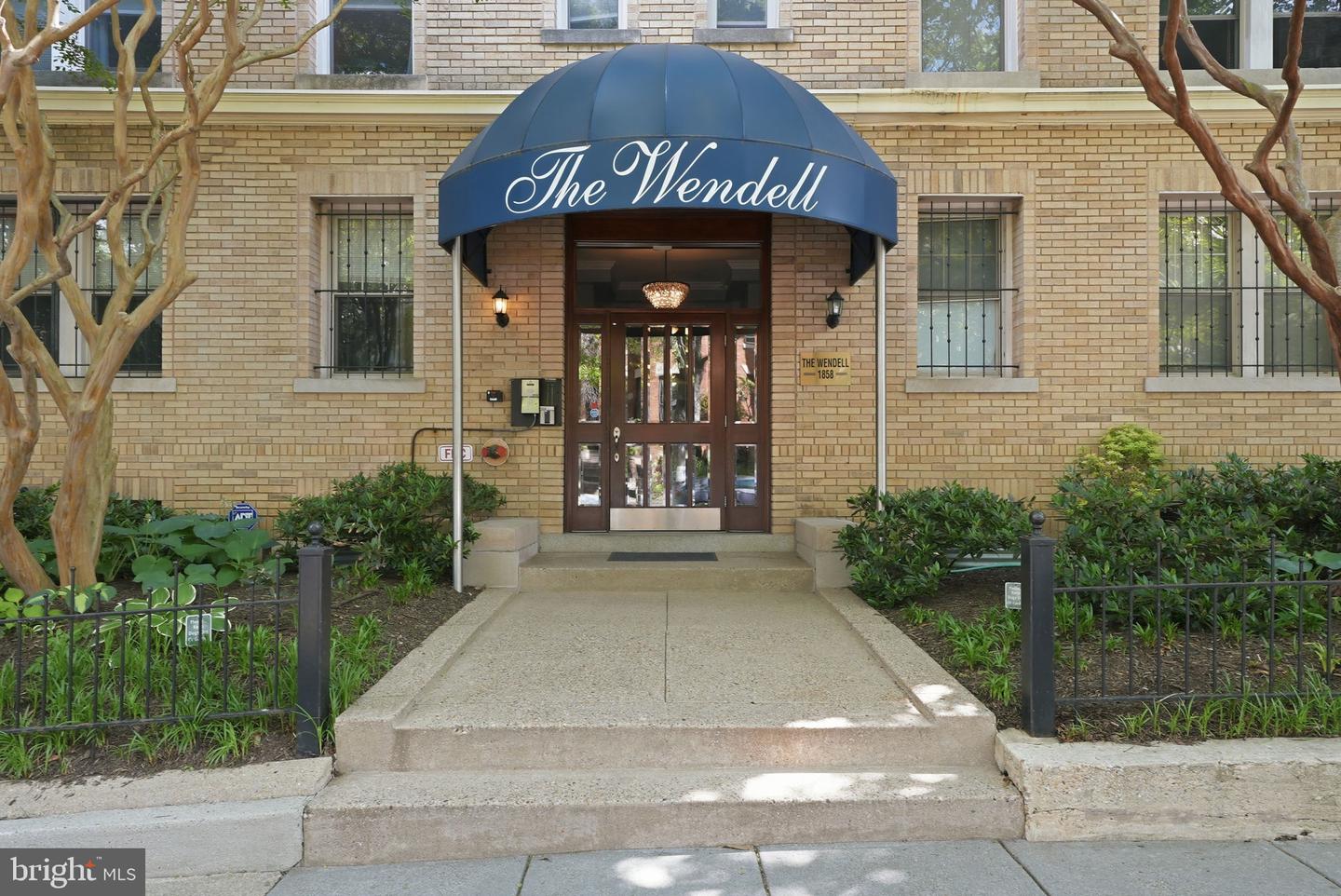 1858 California Street NW #33, Washington