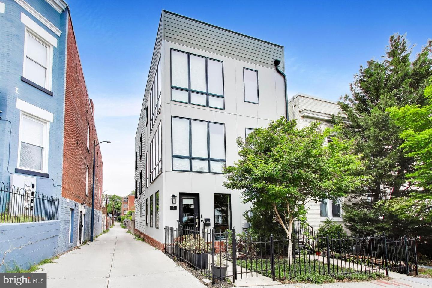 310 V Street NE #1