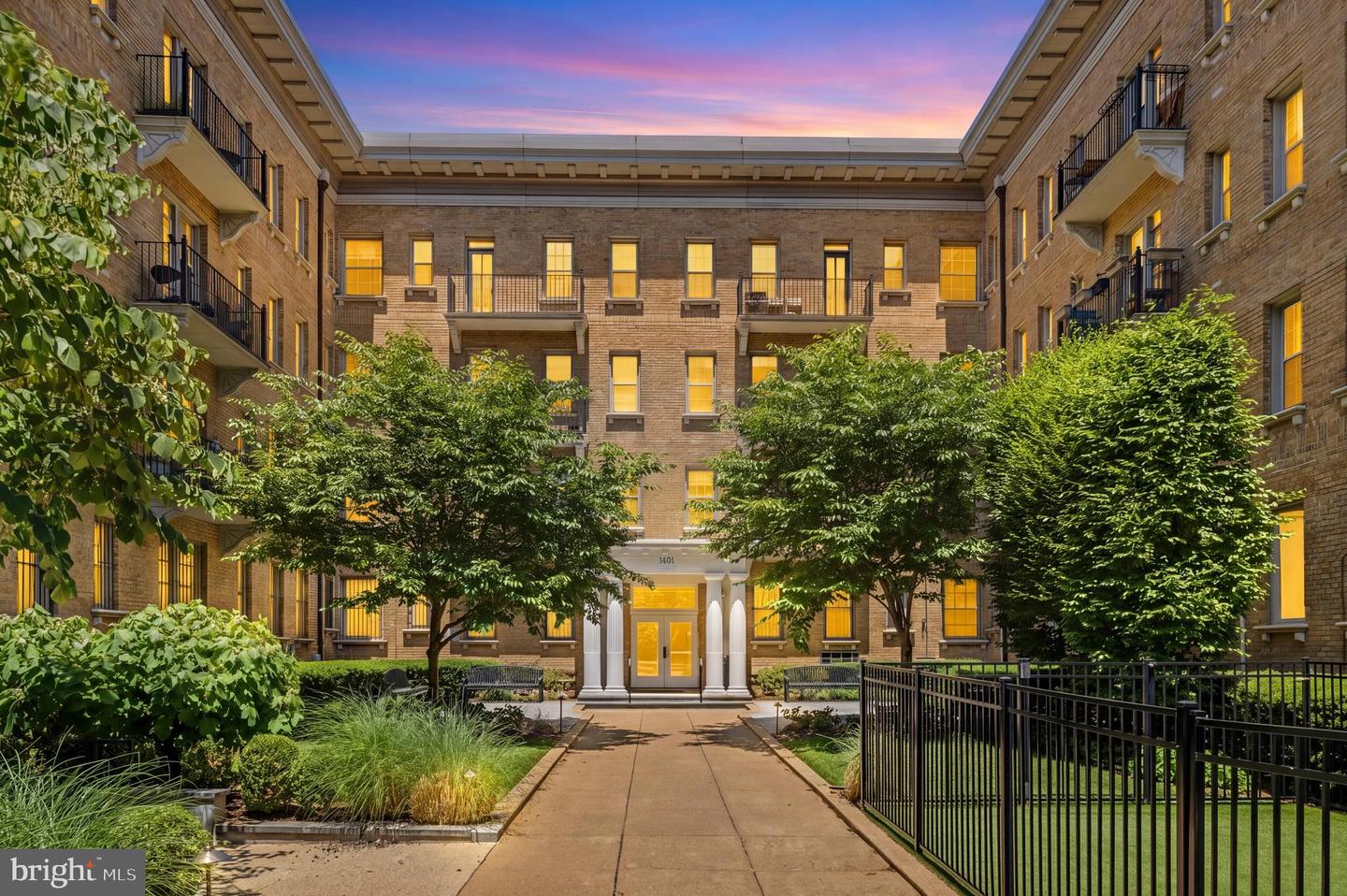 1401 Columbia Road NW #317