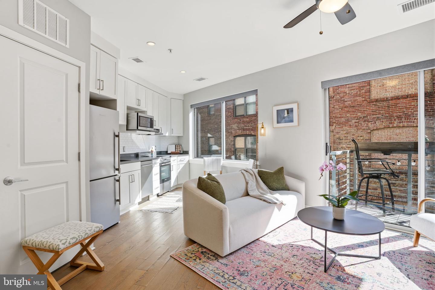 2550 17th Street NW #305