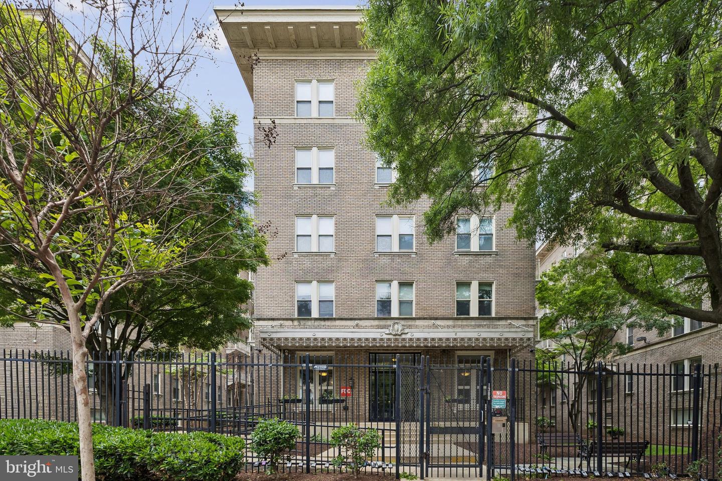 1308 Clifton Street NW #507