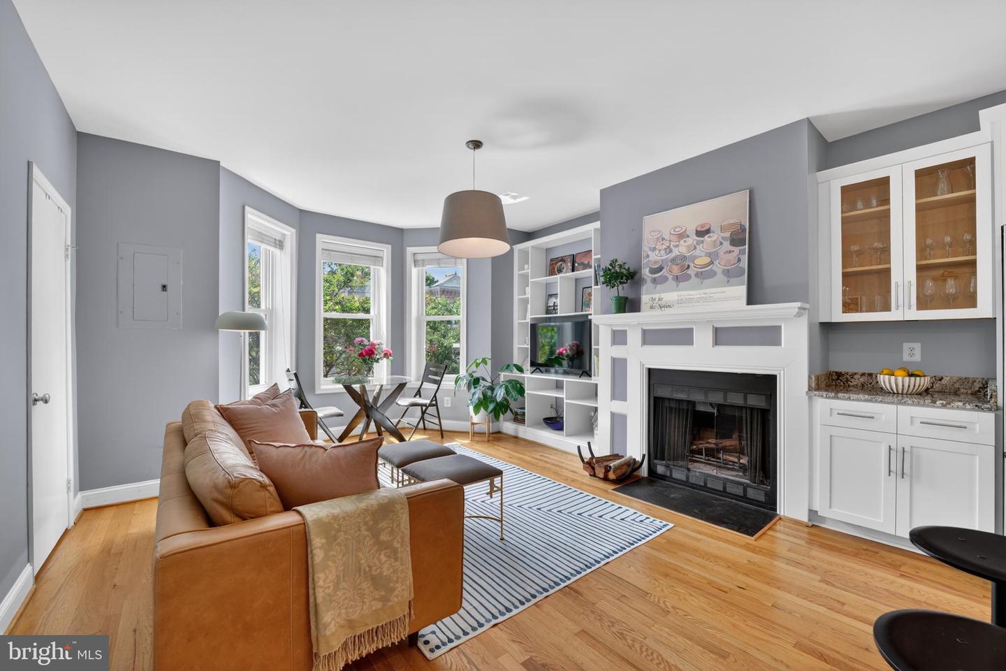 719 5th Street NE #3