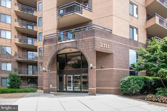 2111 Wisconsin Avenue NW #411