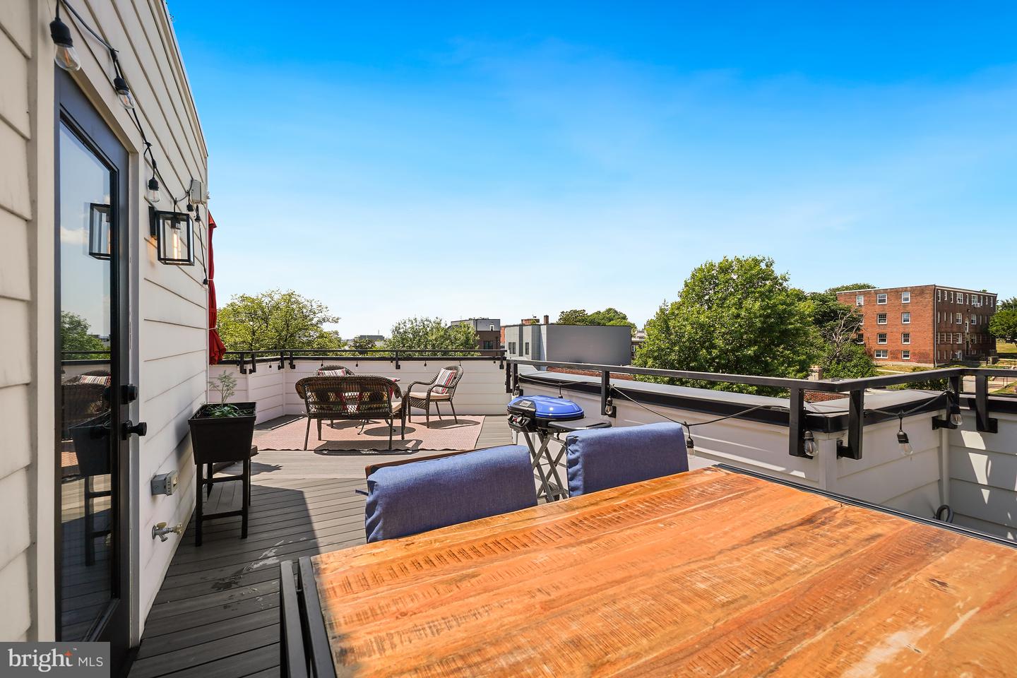 2001 I Street NE #10