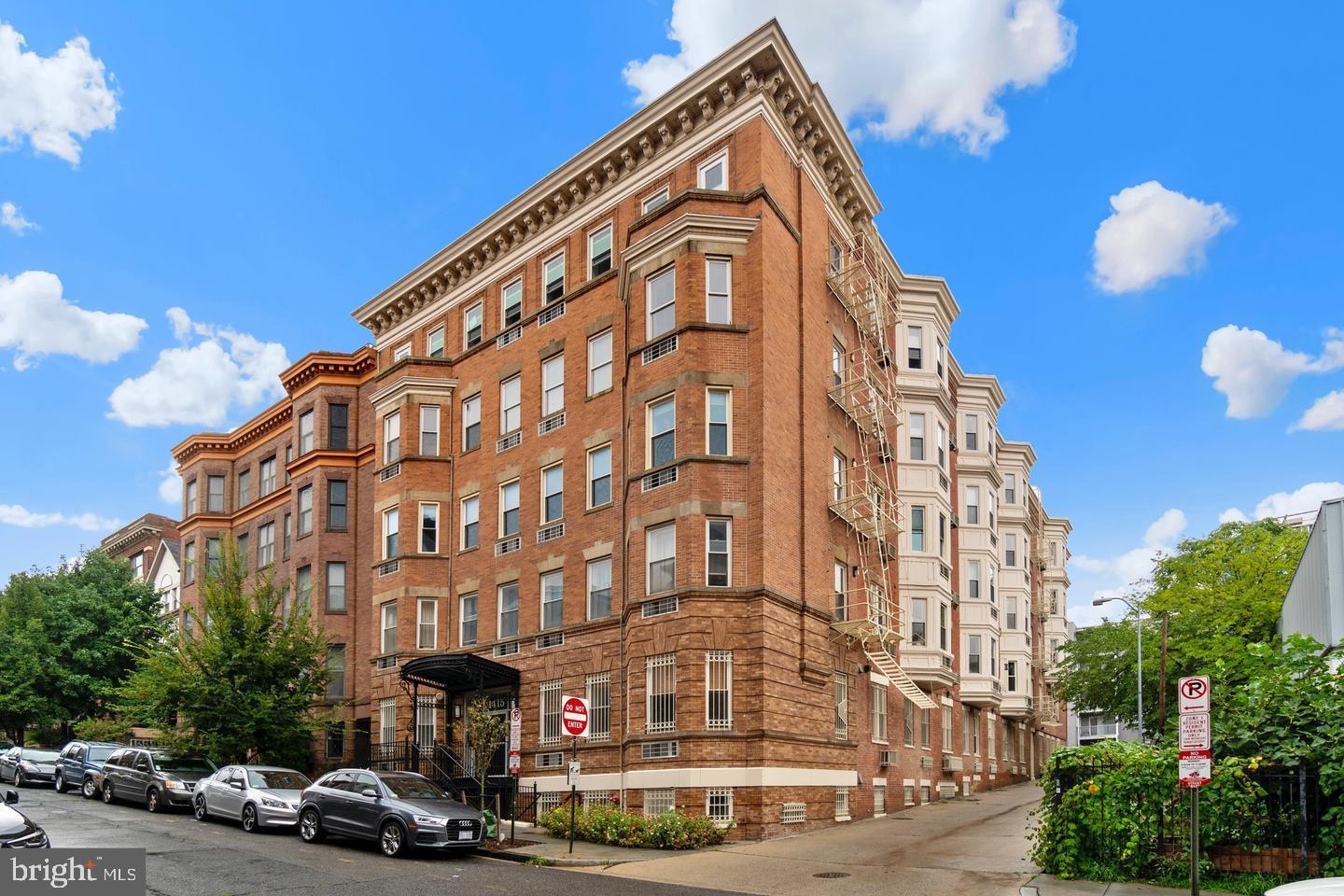 1415 Chapin Street NW #204