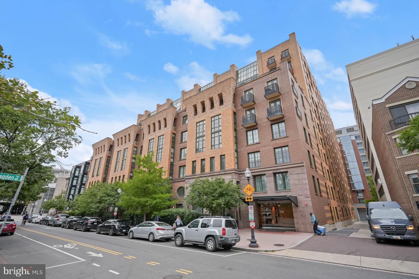 910 M Street NW #304