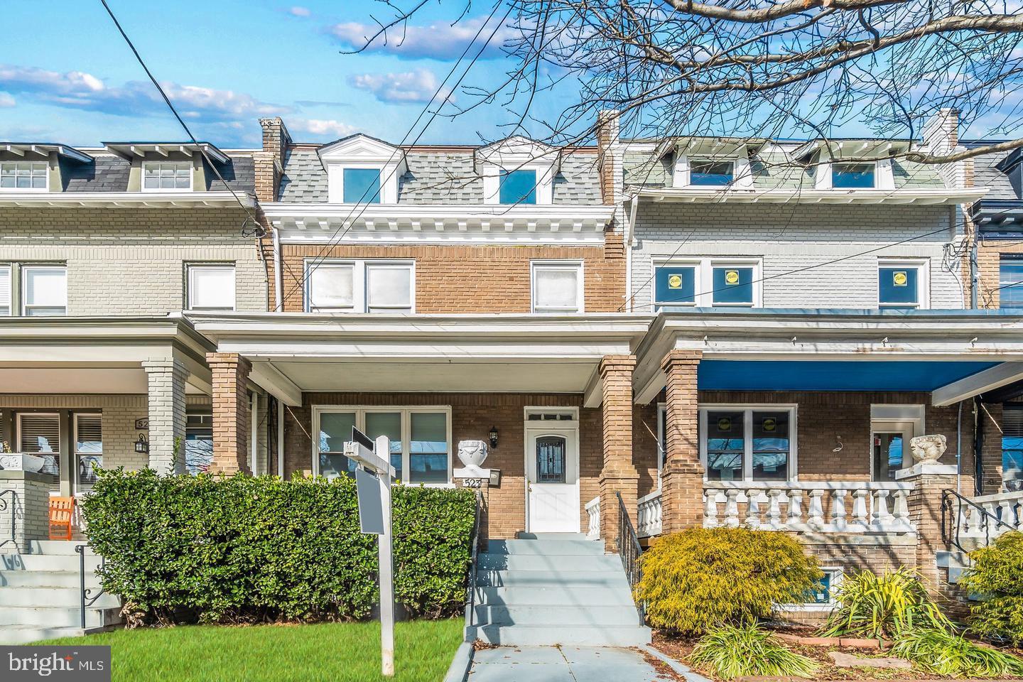 523 Crittenden Street NW, Washington