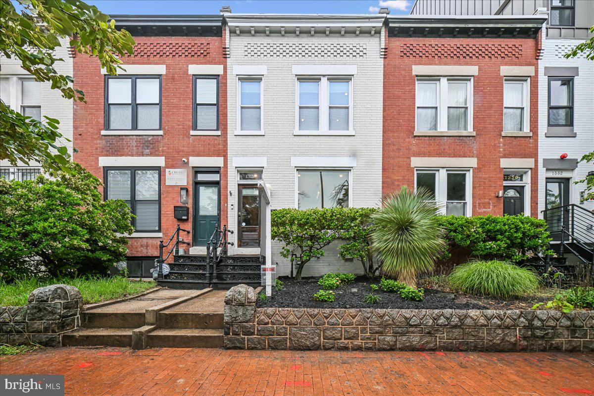 1328 G Street SE