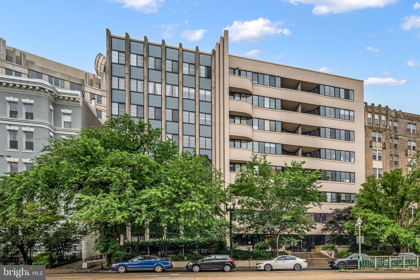 1312 Massachusetts NW #802