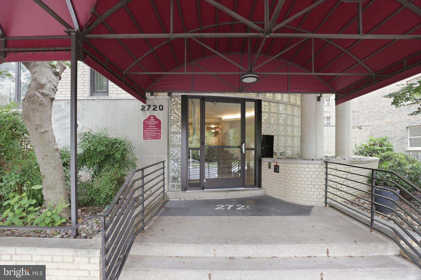2720 Wisconsin Avenue NW #302
