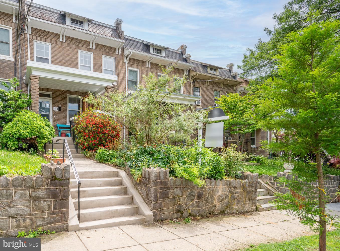 318 Varnum Street NW