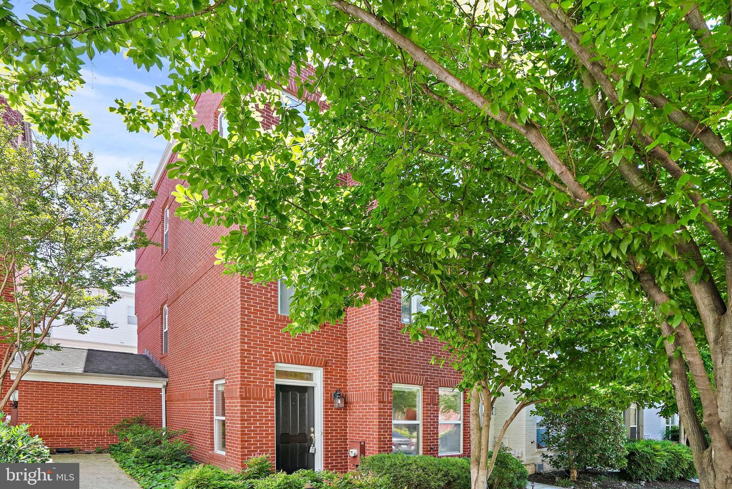 2123 12th Place NW, Washington