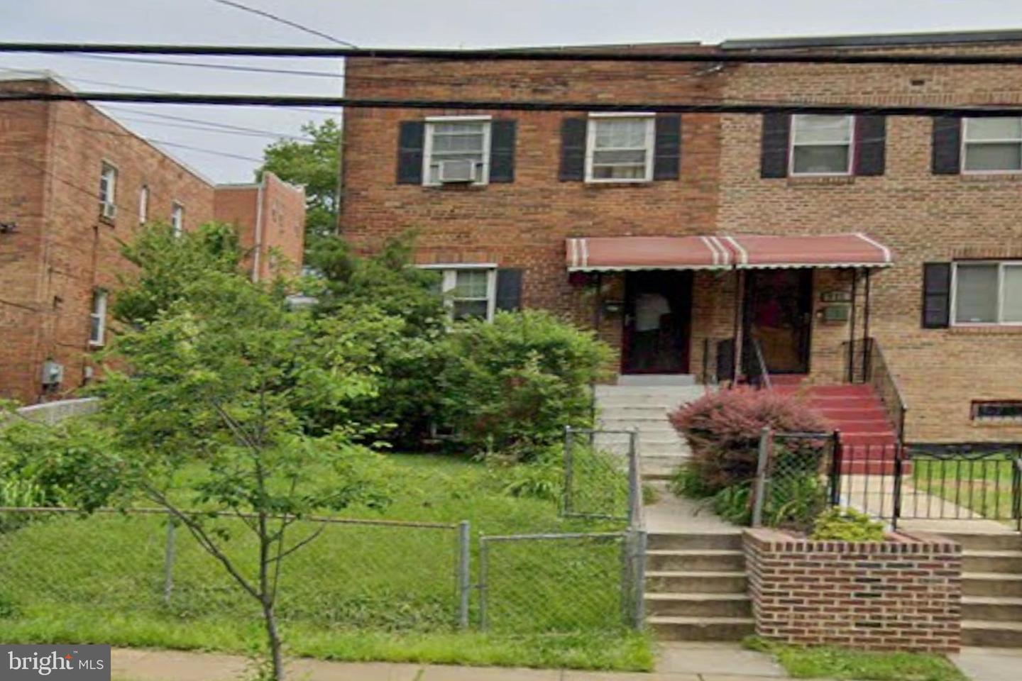 413 Valley Avenue SE