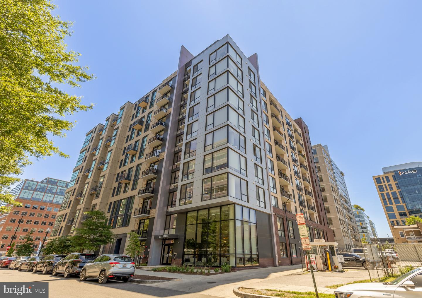 37 L Street SE #301