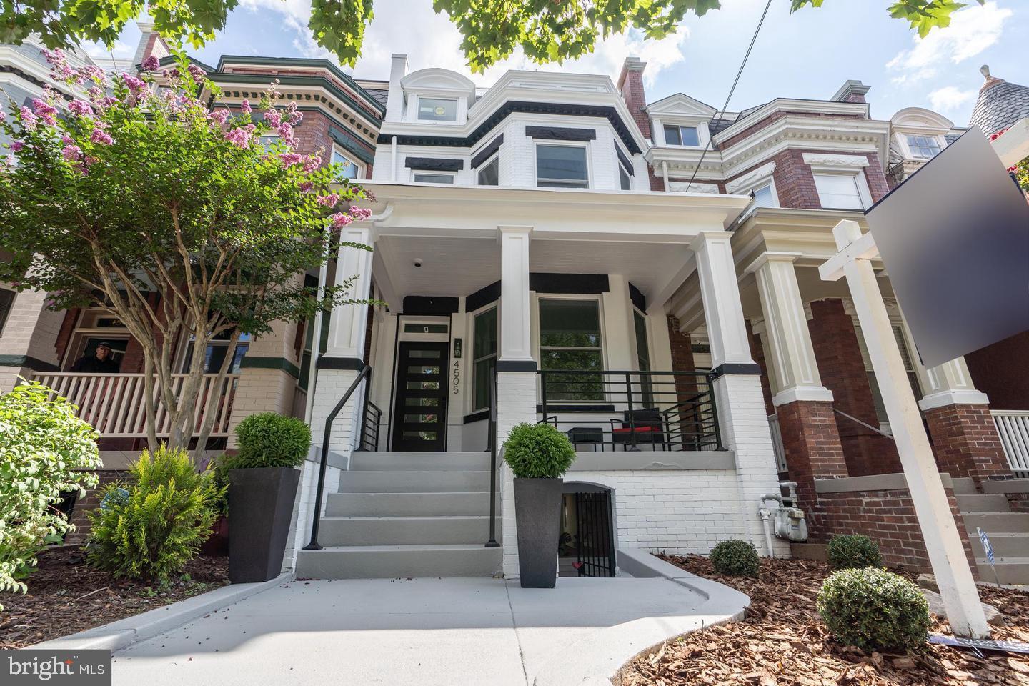 4505 15th Street NW