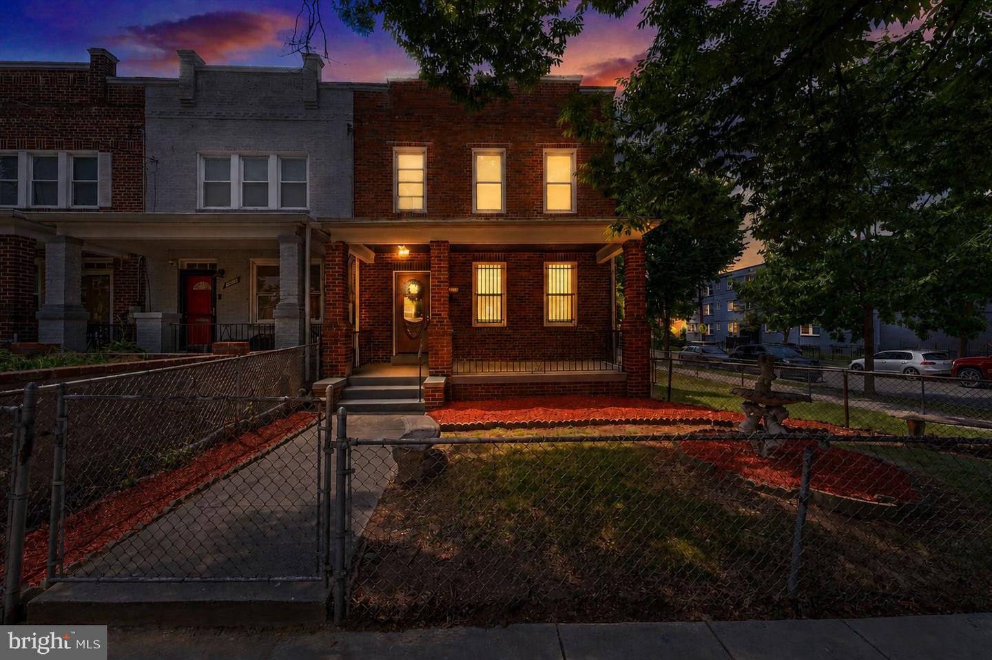 1601 19th Street SE