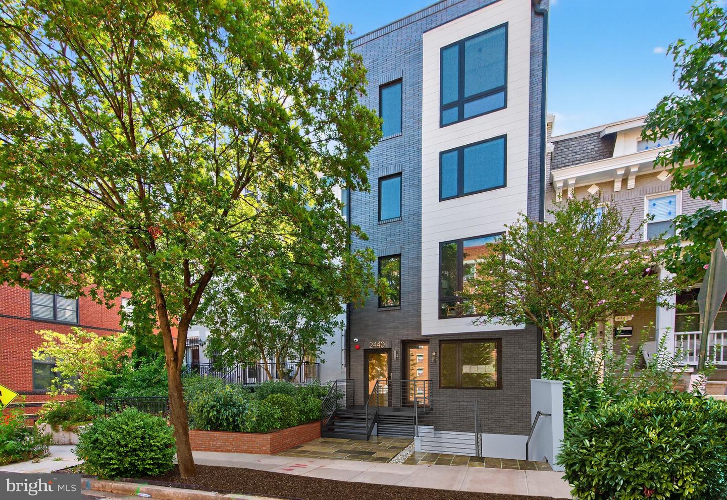 2440 Ontario Road NW, Washington