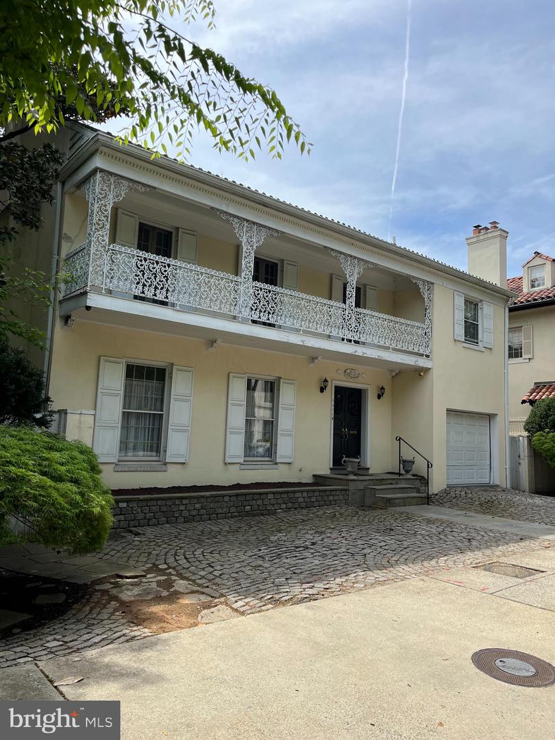 2408 Tracy Place NW, Washington
