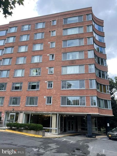 4200 Cathedral Avenue NW #708