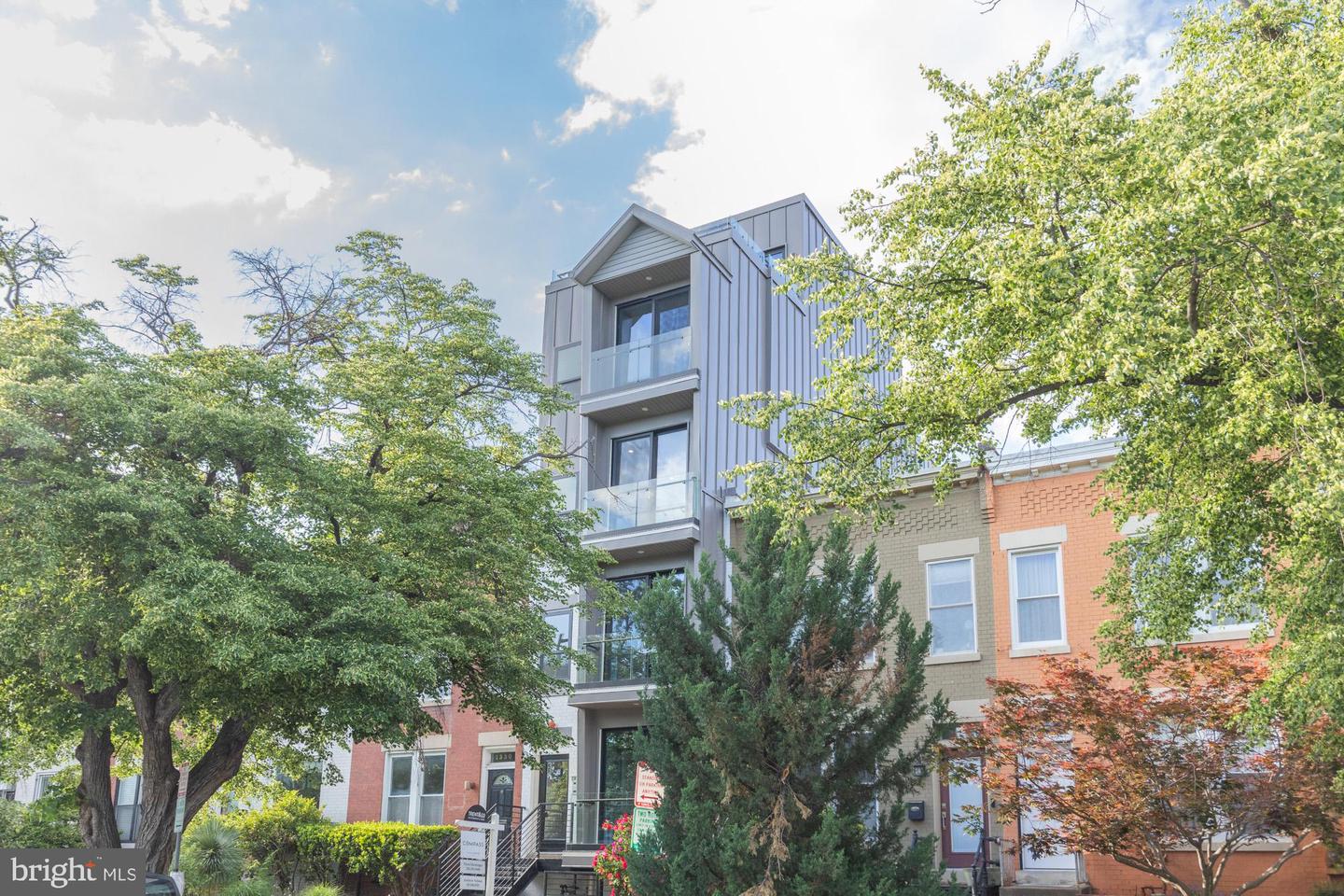 1332 G Street SE #2