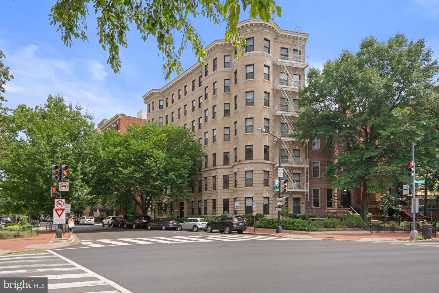 1115 12th Street NW #401