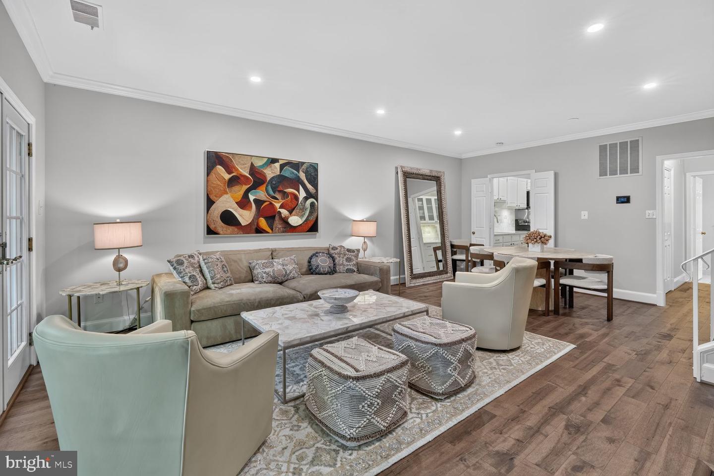 3271 Sutton Place NW #d