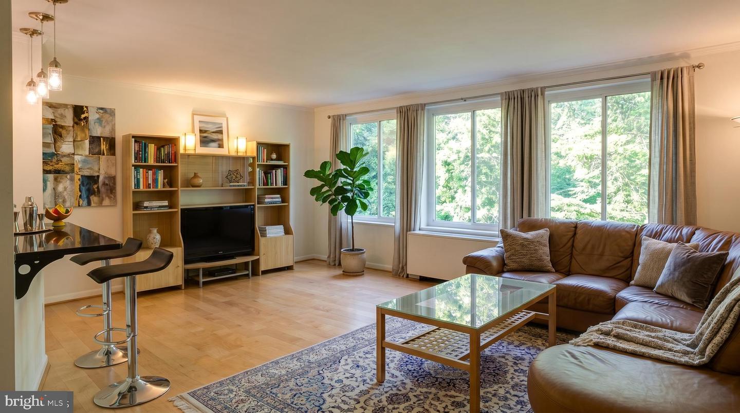 3033 New Mexico Avenue NW #306