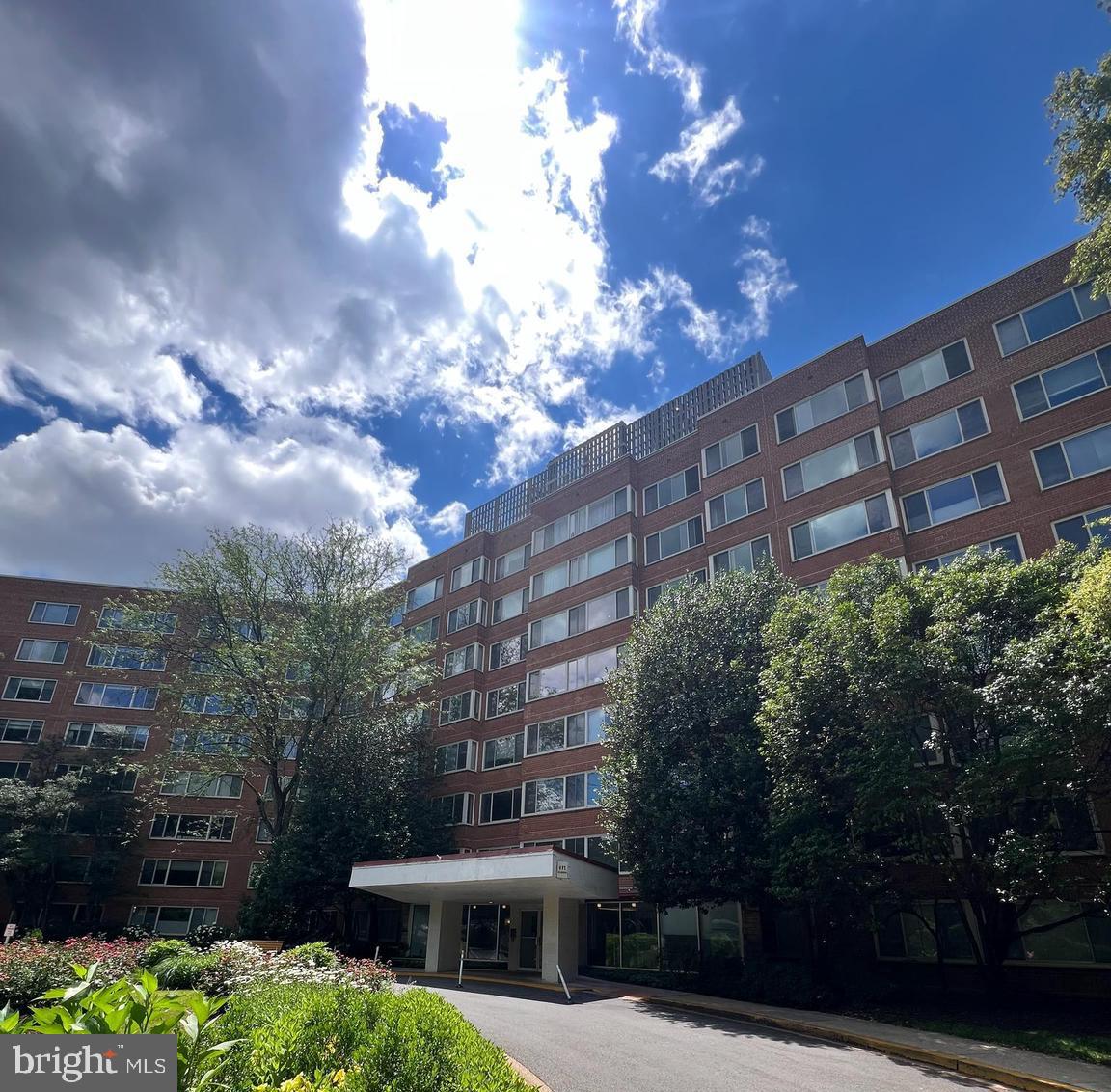4000 Tunlaw Road NW #619