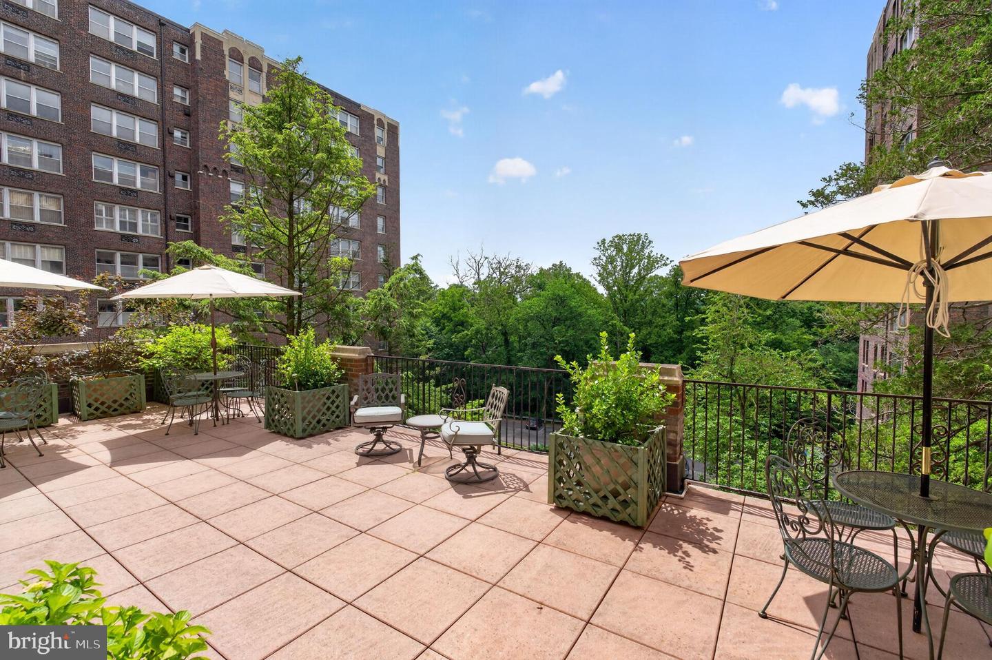 4000 Cathedral Avenue NW #229/239 B