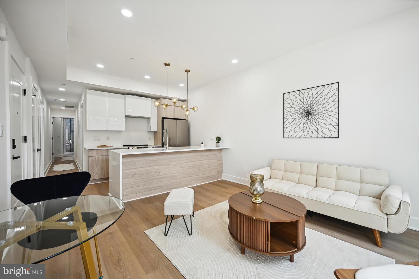 1372 Bryant Street NE #2a