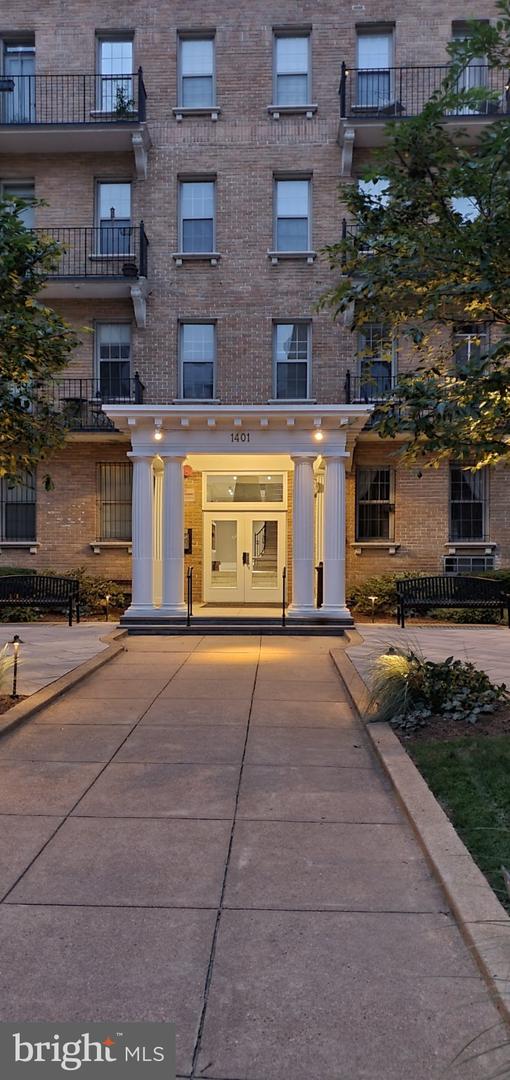 1401 Columbia Road NW #307