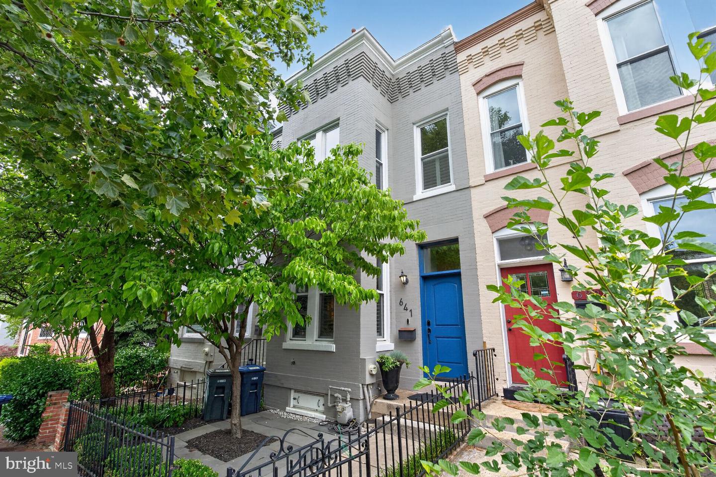 641 11th Street NE
