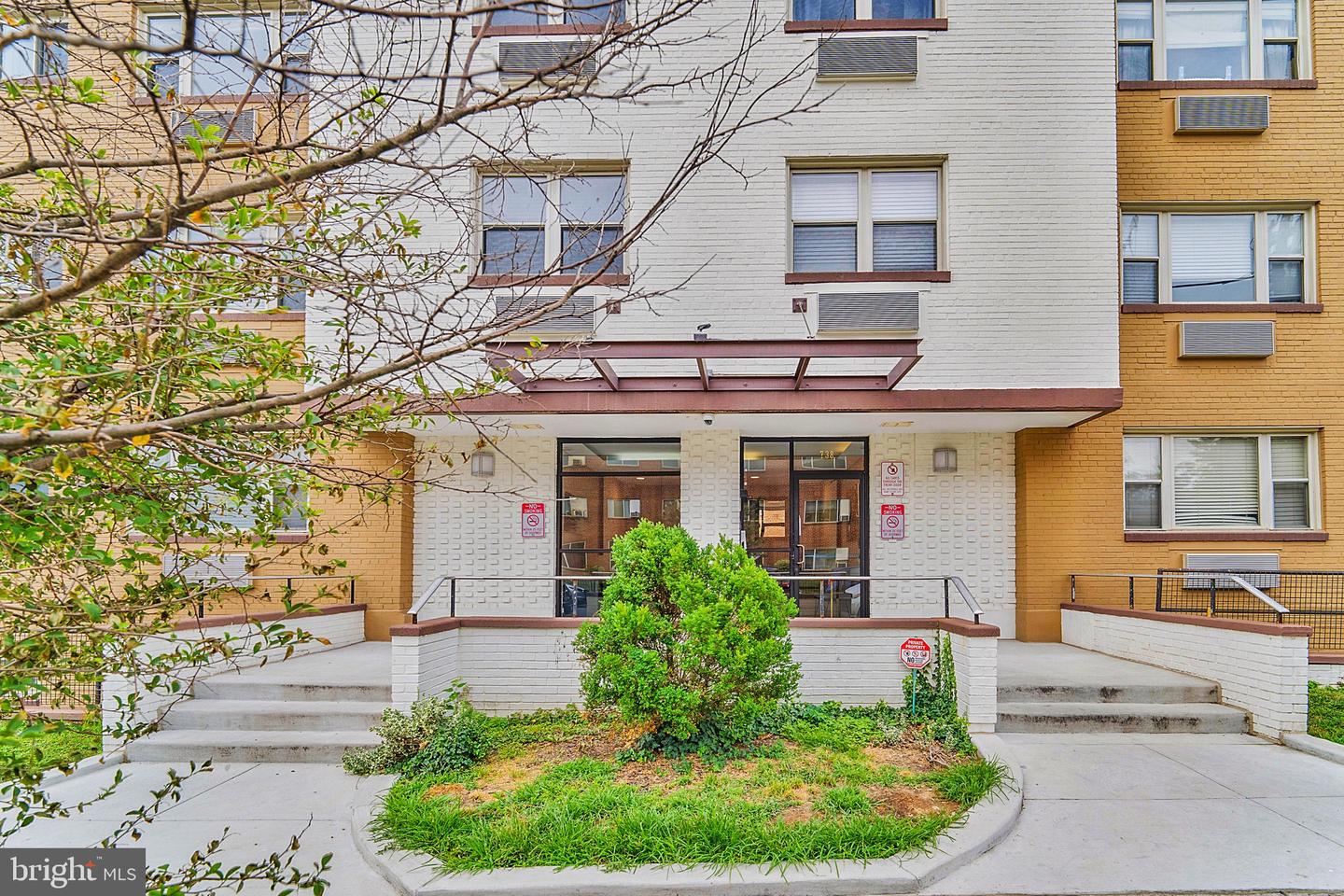 738 Longfellow Street NW #206