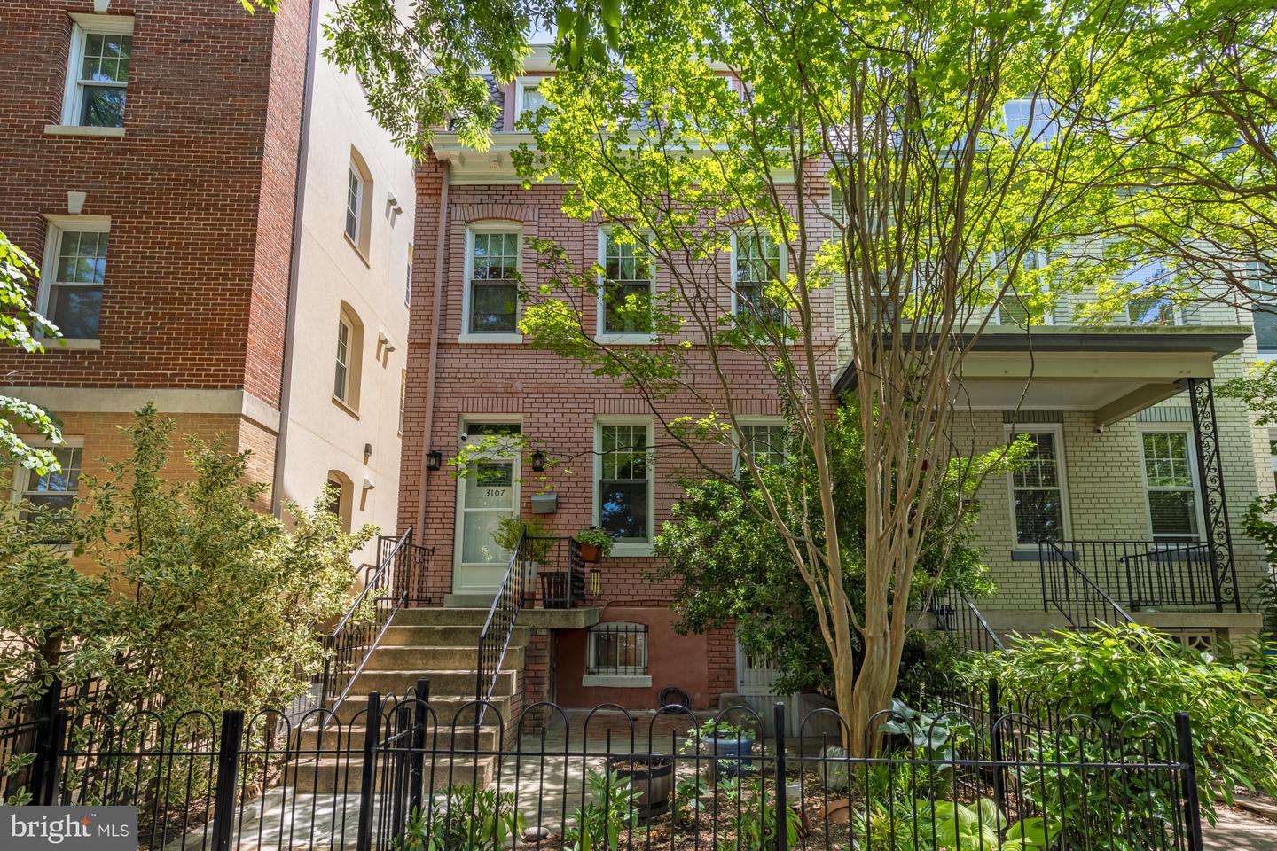 3107 17th Street NW