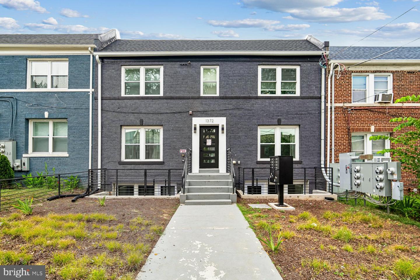 1372 NE Bryant Street NE #4