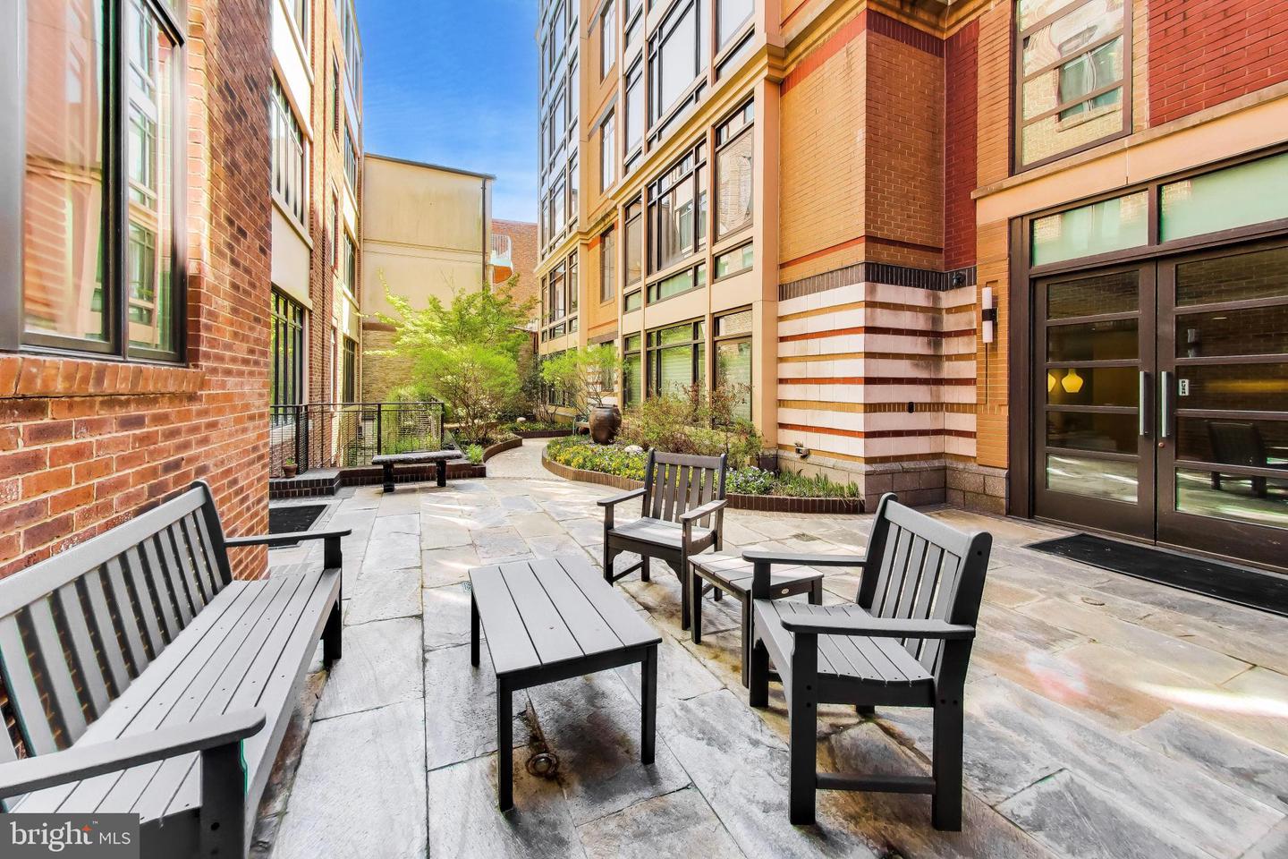 2818 Connecticut Avenue NW #14